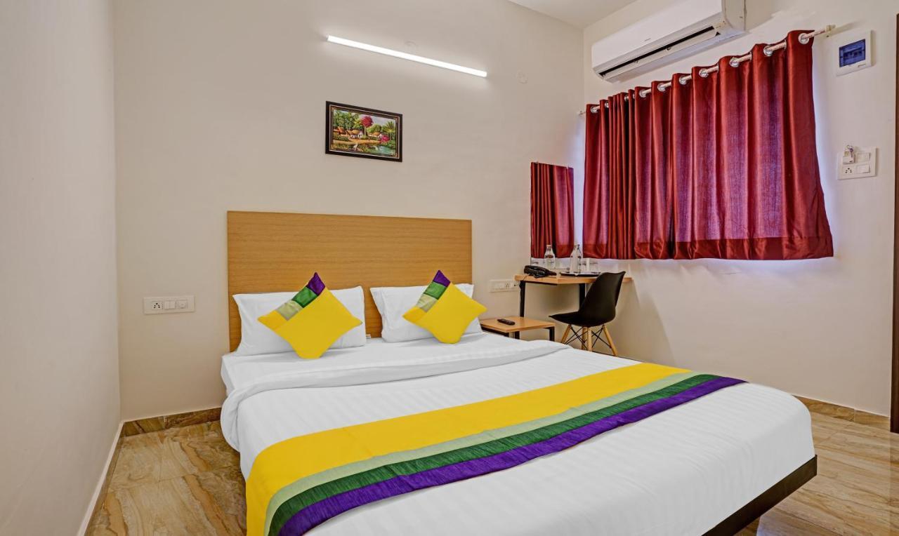 Itsy Hotels Flowers Park Nashik Exterior foto